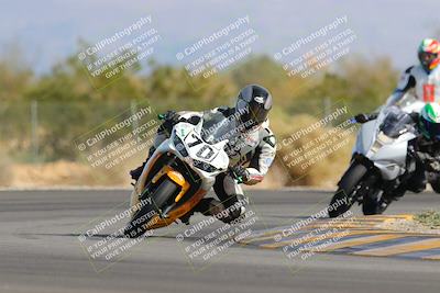 media/Nov-05-2022-SoCal Trackdays (Sat) [[f8d9b725ab]]/Turn 2 (1120am)/